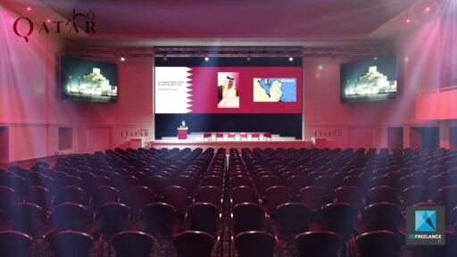 Scénographie plénière – Qatar – Roughman événementiel